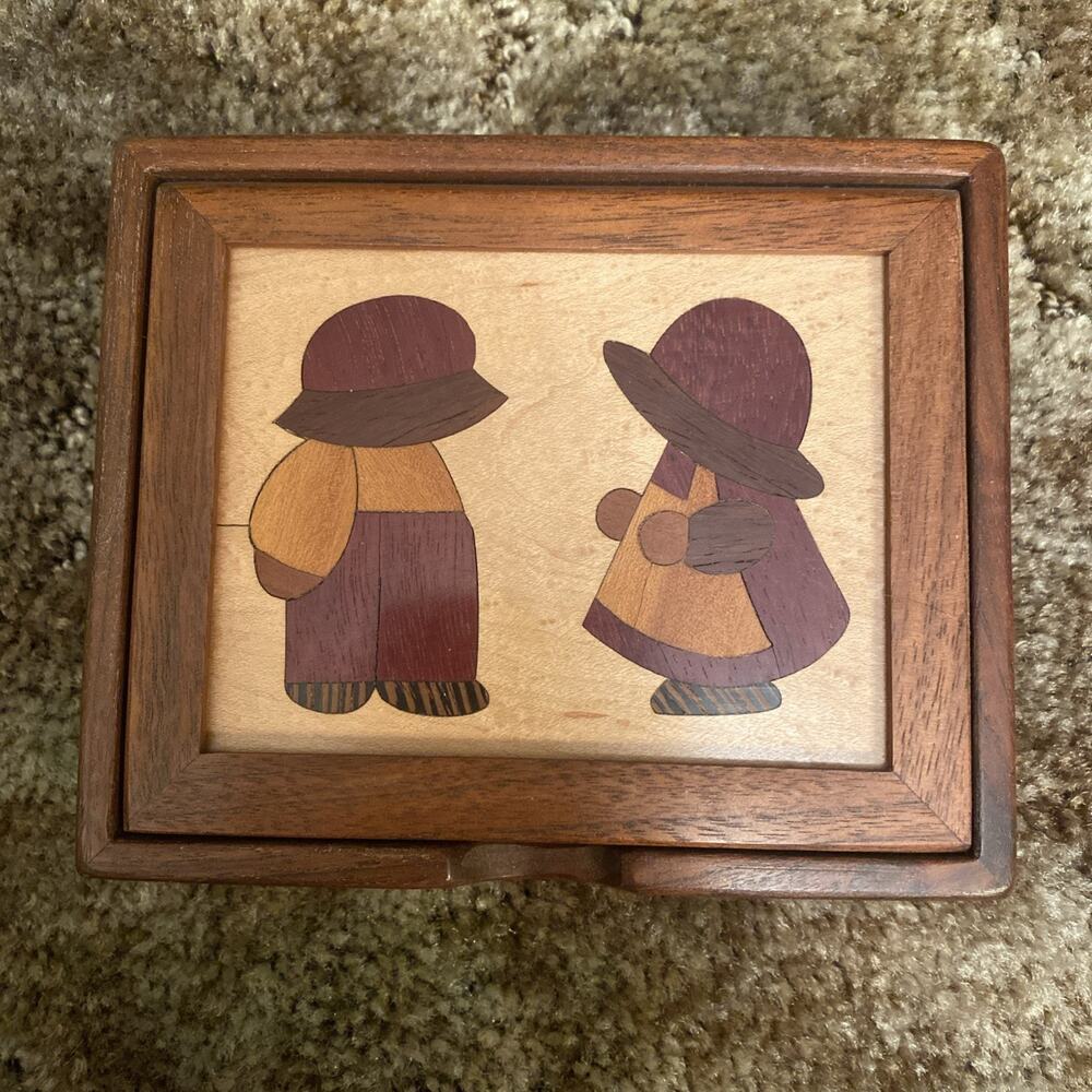 Folk Art Inlaid Amish Wooden Lid Inlay Marquetry Wood Trinket Box Handmade 2002